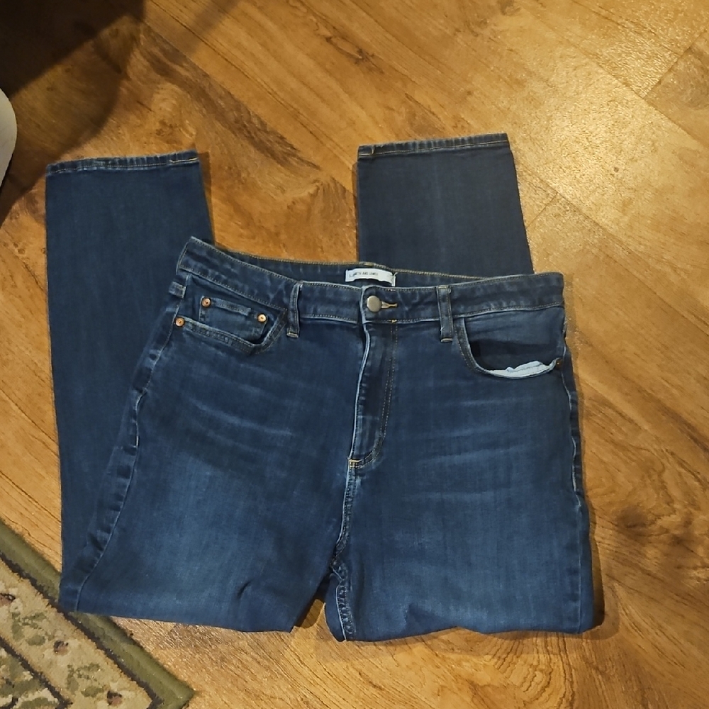 Elizabeth And James Jeans Size 16